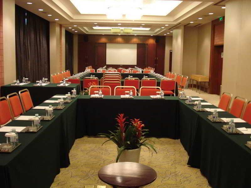 Holiday Inn Central Plaza Pechino Esterno foto