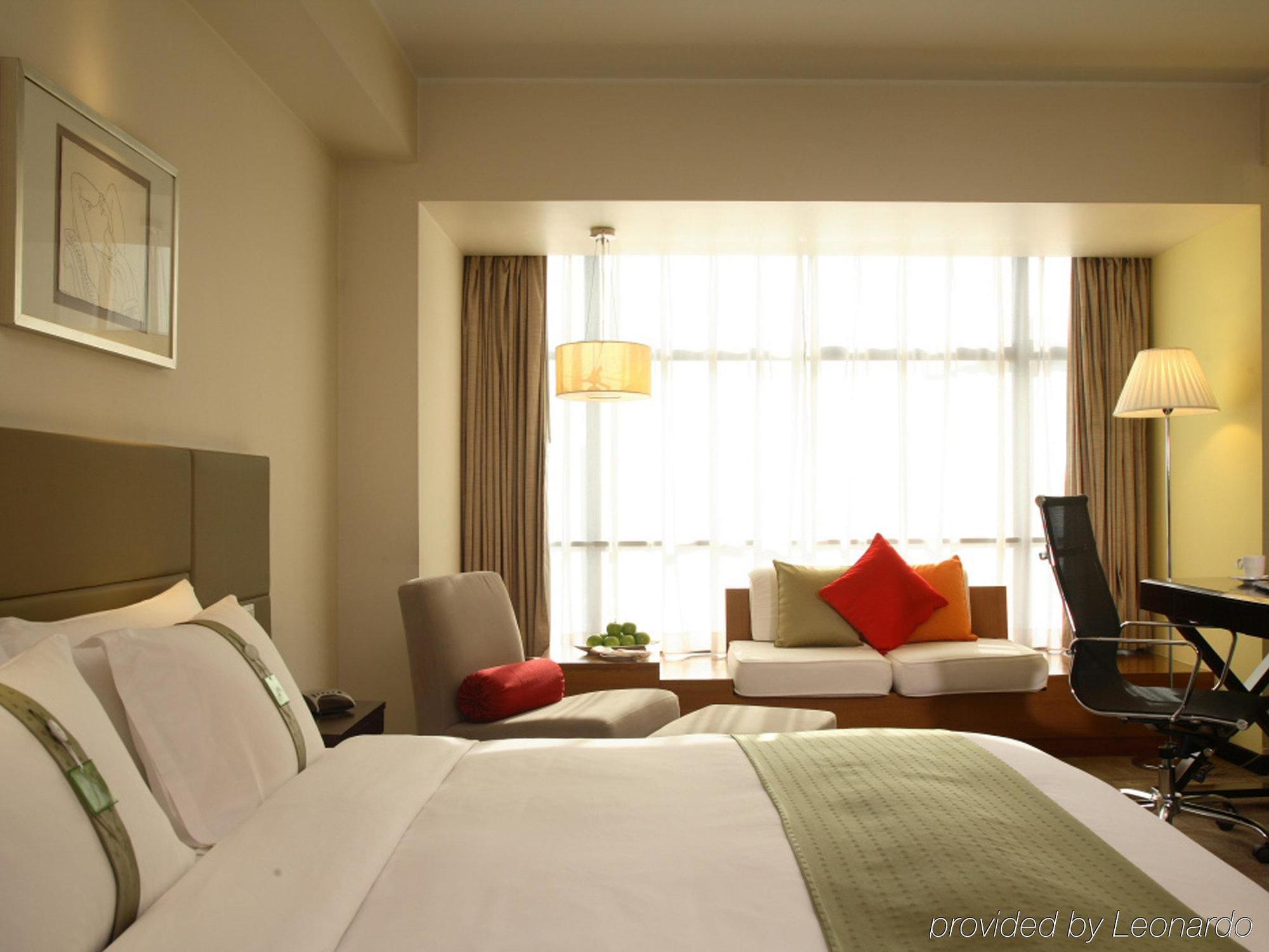 Holiday Inn Central Plaza Pechino Esterno foto