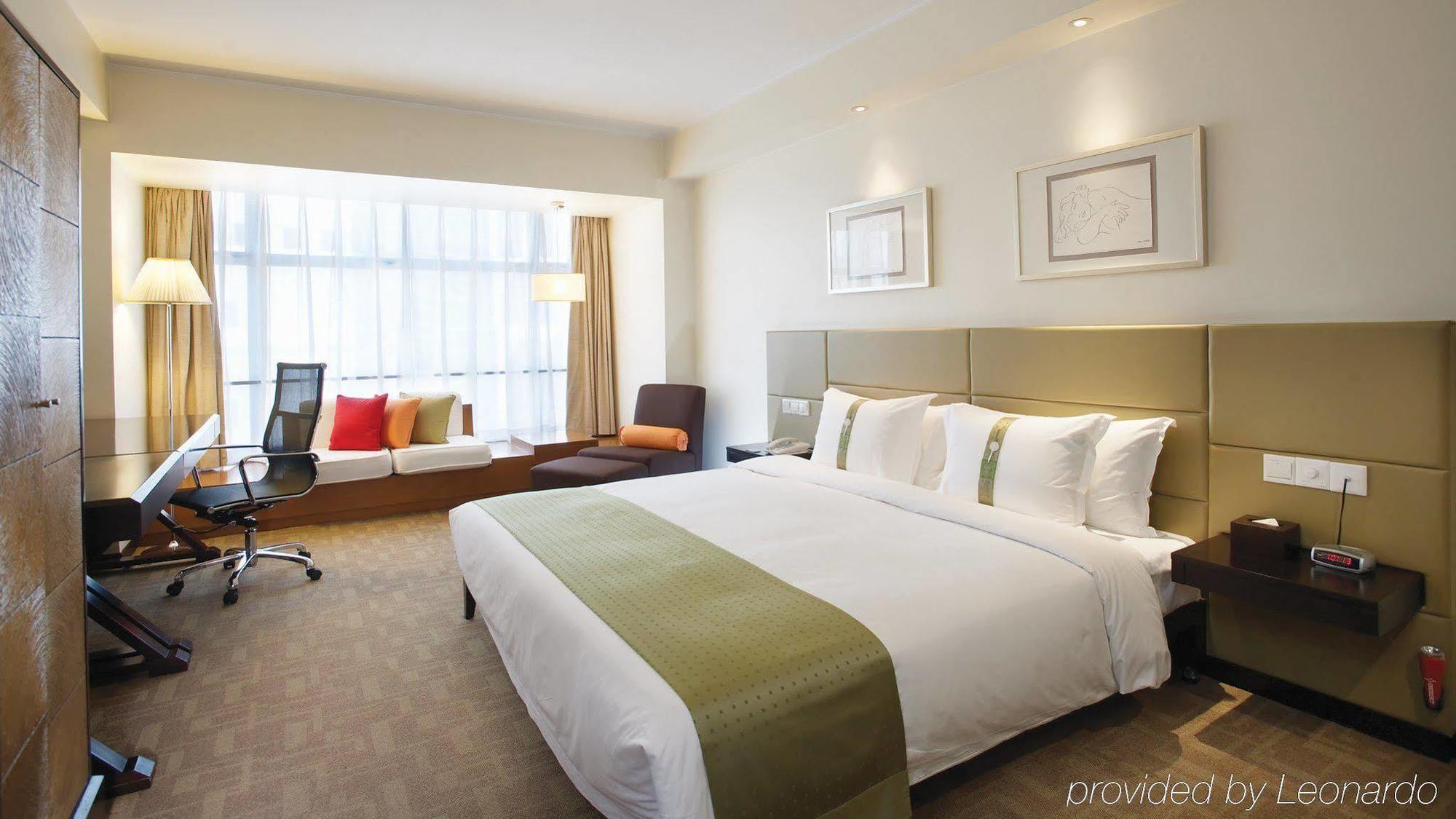 Holiday Inn Central Plaza Pechino Esterno foto
